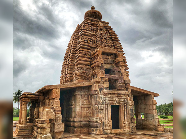 गाला नाथ मंदिर