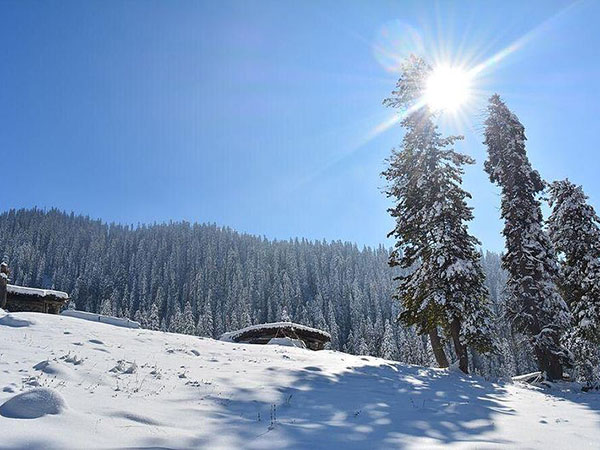 अवंतीपुर आने का सही समय