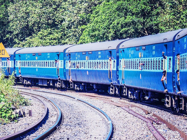 कैसे पहुंचे तिस्‍वाड़ी