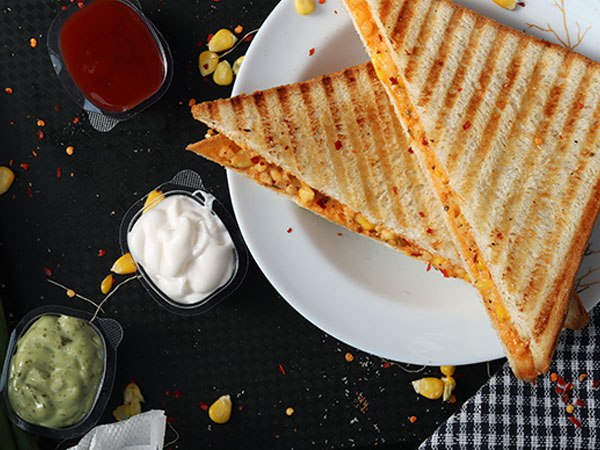 कोणार्क शाकाहारी रेस्‍टोरेंट