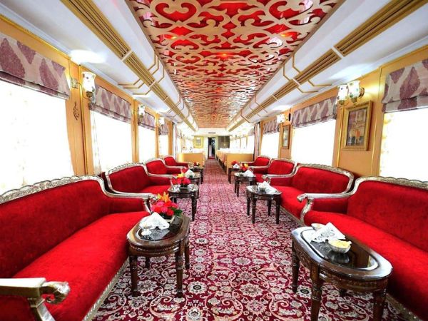 palace on wheels