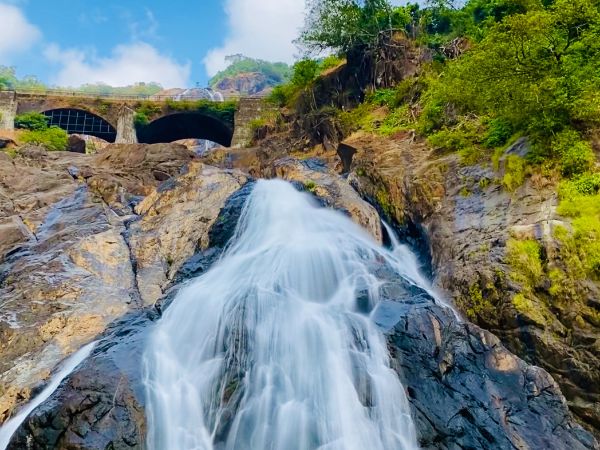 dudhsagar falls
