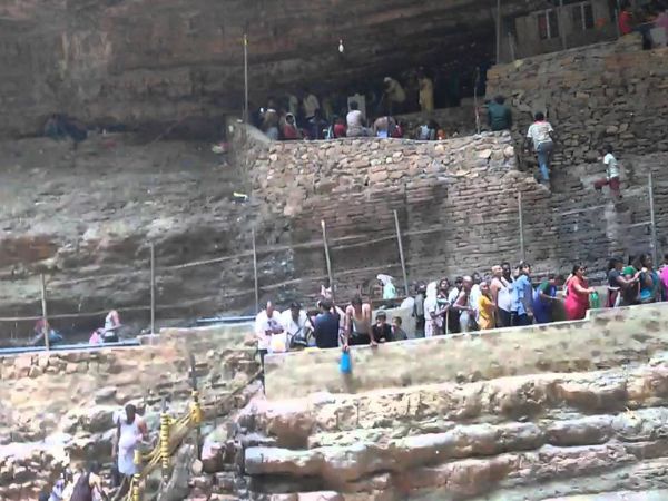 सालेश्वरम लिंगय्या स्वामी मंदिर