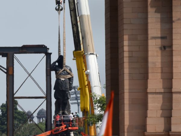 तेलंगाना के कलाकारों ने बनाई है प्रतिमा