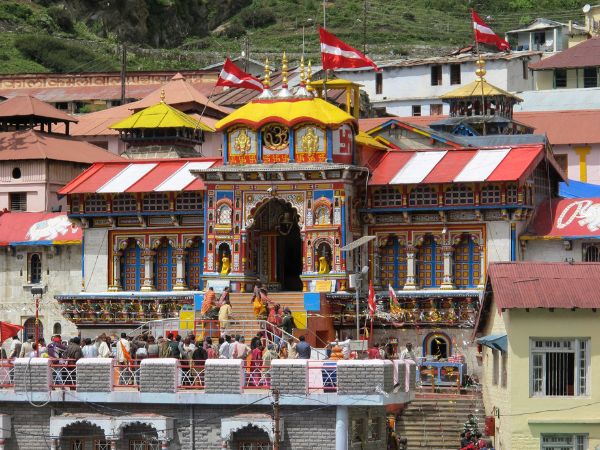 चार धाम की यात्रा का चल रहा अंतिम दौर