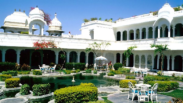 Udaipur lake palace