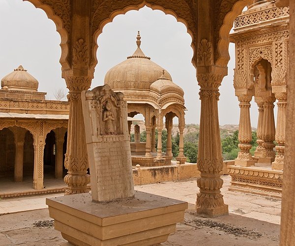 Bada bagh chhatri Bada bagh chhatri