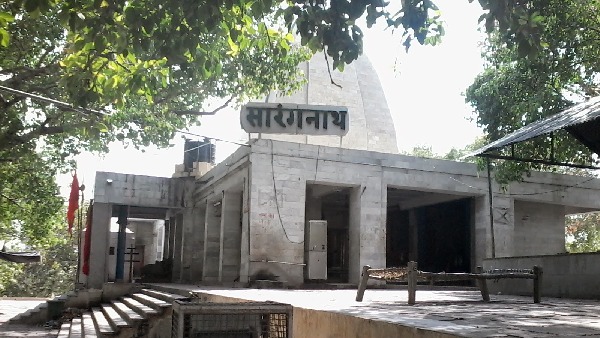इस मंदिर में अपने साले के साथ विराजते हैं महादेव, सावन का है यहां विशेष  महत्व | Mahadev sits with his brother-in-law in the Sarangnath temple of  Uttar Pradesh - Hindi Nativeplanet