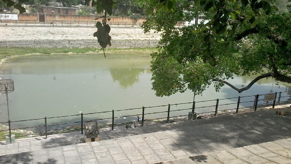 इस मंदिर में अपने साले के साथ विराजते हैं महादेव, सावन का है यहां विशेष  महत्व | Mahadev sits with his brother-in-law in the Sarangnath temple of  Uttar Pradesh - Hindi Nativeplanet