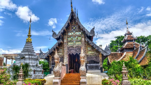 thai temple