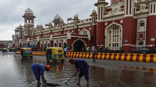 Lucknow Junction Charbagh