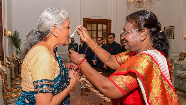 president draupadi murmu and nirmala sitharaman