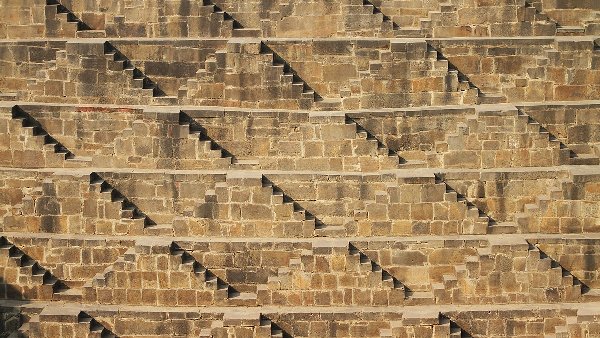 abhaneri chand baori