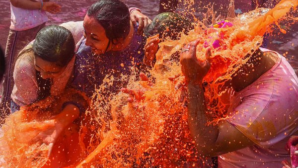 holi party locations and entry fees in goa