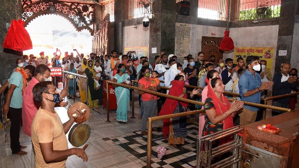 crowd in hanuman temple patna bihar