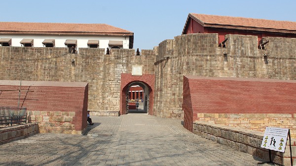 gujarat places to visit fort surat