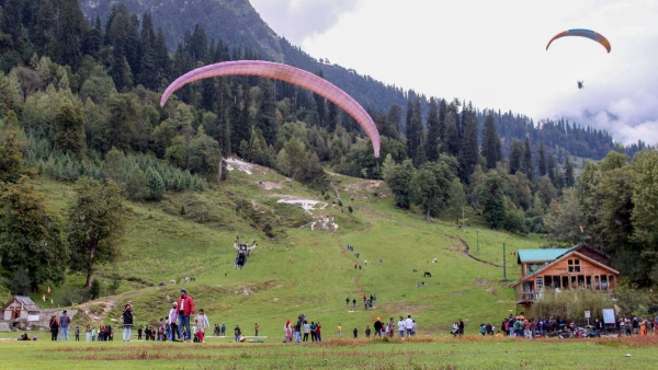 paragliding manali himachal pradesh