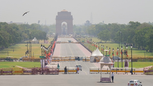 india gate delhi