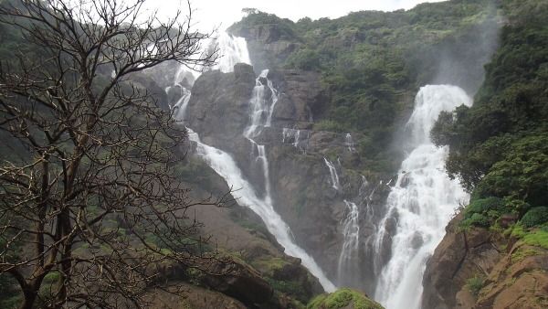 dudhsagar waterfalls