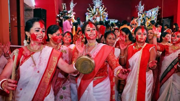 kolkata sindoor khela