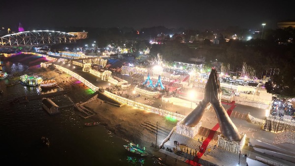 namo ghat dev deepawali