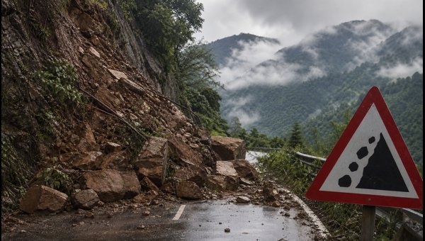 Pelling-Yuksom Road Closed: Darjeeling Weather Alert and Travel Advisory for September 2026