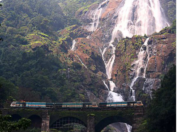 Nilgiri Mountain Railway 