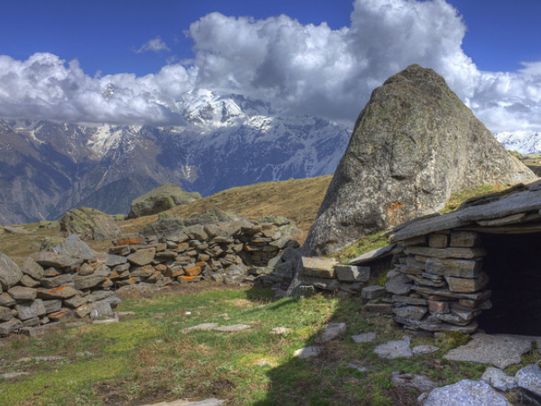 Travel to the Mesmerising Town of Kalpa