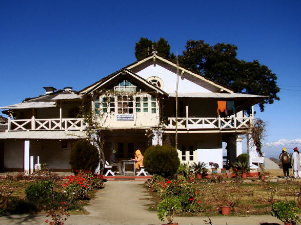 Advaita Ashram