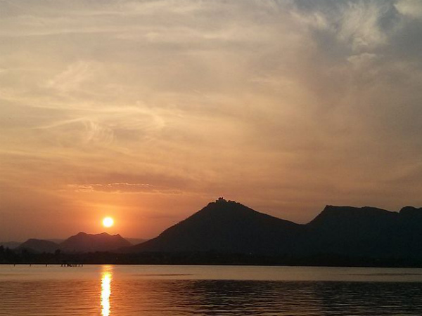 Crazy Places to Say I Love You.