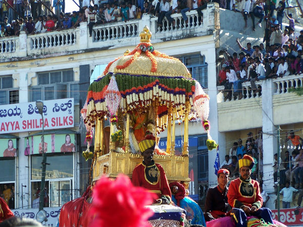 Travel Tips For Mysore Dasara