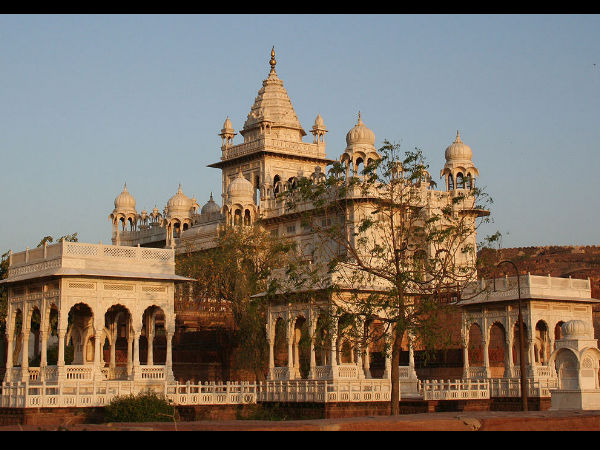 Desert Triangle Tour in India!