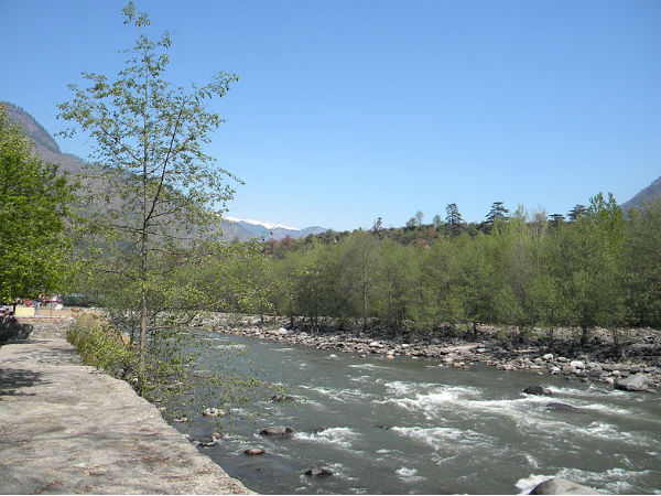 Beas Kund Trek In Solang Valley