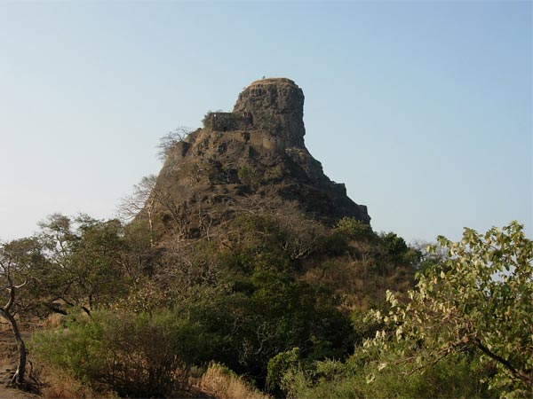 weekend getaways from mumbai