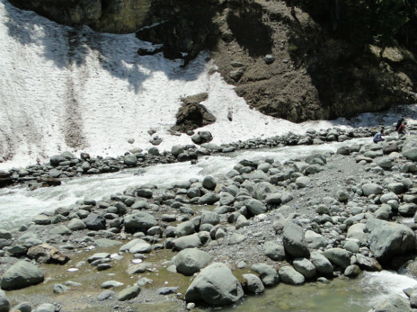 hill stations of kashmir