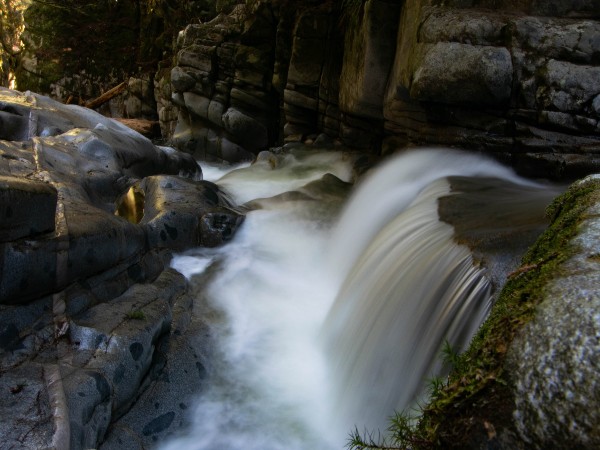 Nahanni river