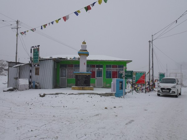 Sela Pass Sela Pass