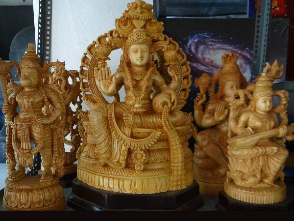 sandalwood-art-work-1672729235.jpg -Properties