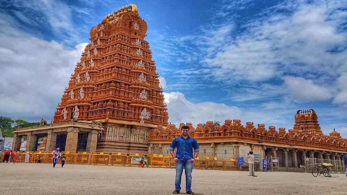 srikanteshwarananjanguditemple1