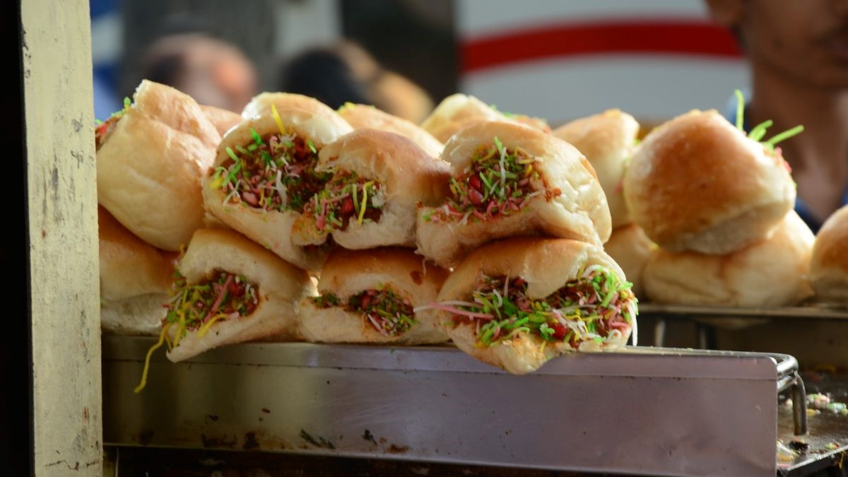 Mumbais Bazaars and Bites Mumbais Bazaars and Bites