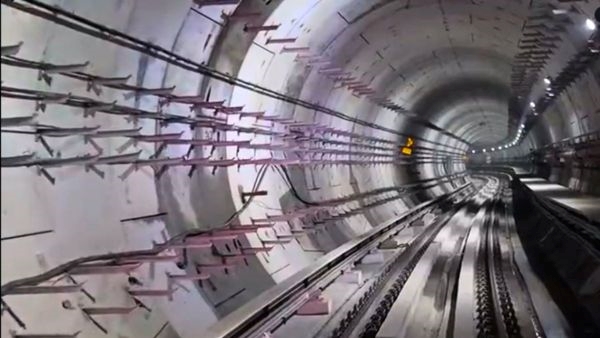 Kolkatas 1st Underwater Metro Kolkatas 1st Underwater Metro