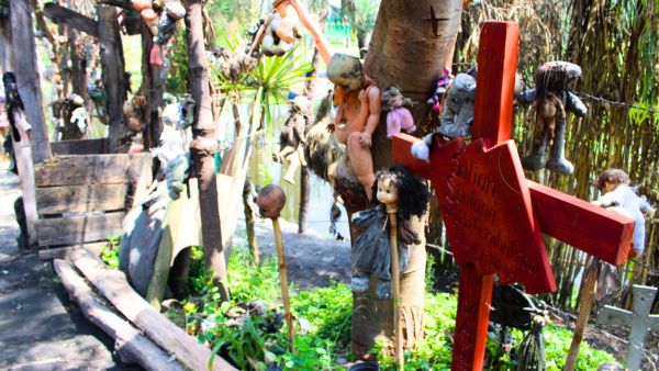Island of Dolls, Mexico Island of Dolls, Mexico