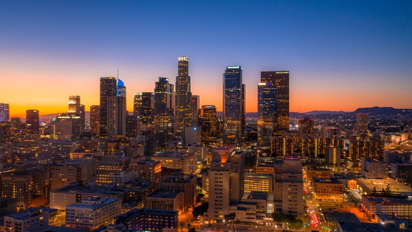 LA