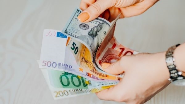 Currency Exchange Currency Exchange