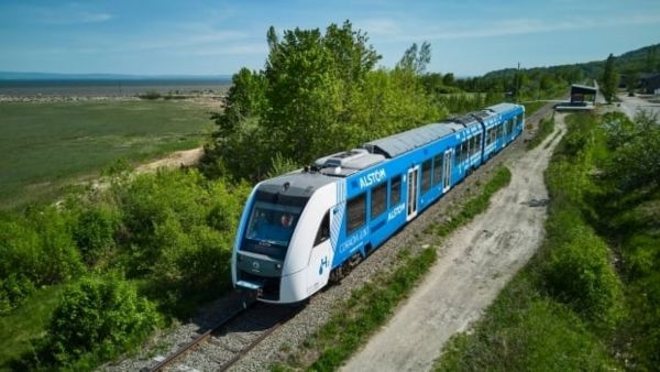 Canadas First Hydrogen-Powered Train