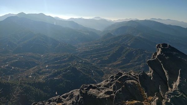 Panoramic view from Chauli Ki Jali viewpoint