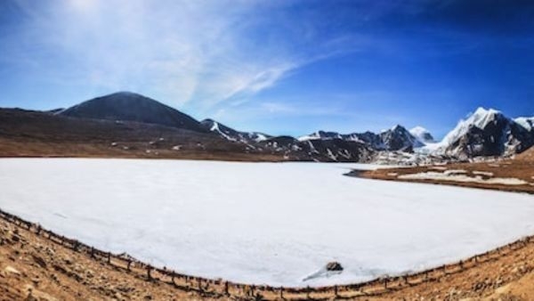 Frozen Gurudongmar Lake