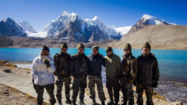 Gurudongmar Lake road trip