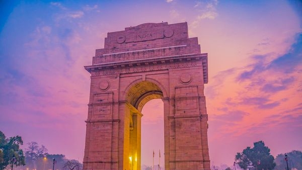 Image of India Gate Lawns in Delhi Image of India Gate Lawns in Delhi
