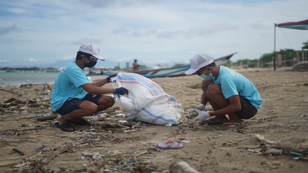 What Is Volunteer Tourism